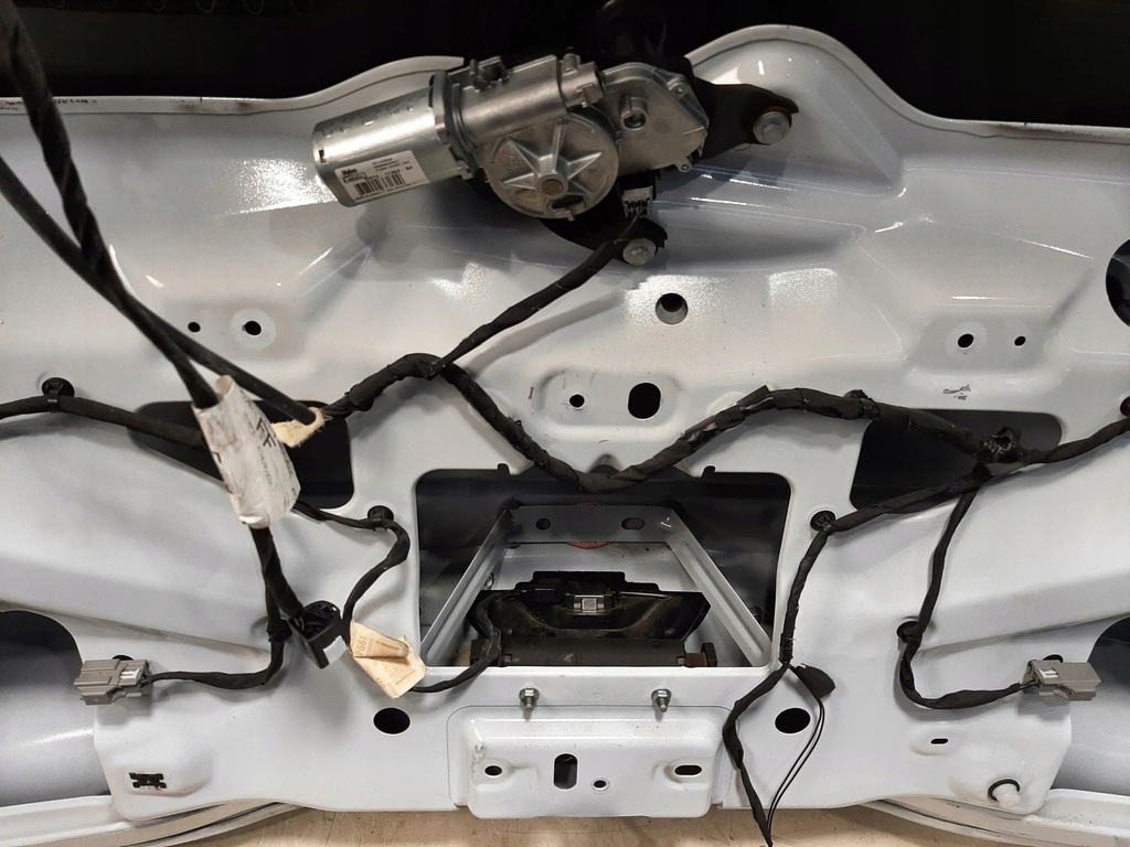 фото №8, Ford galaxy 2016 кришки багажника