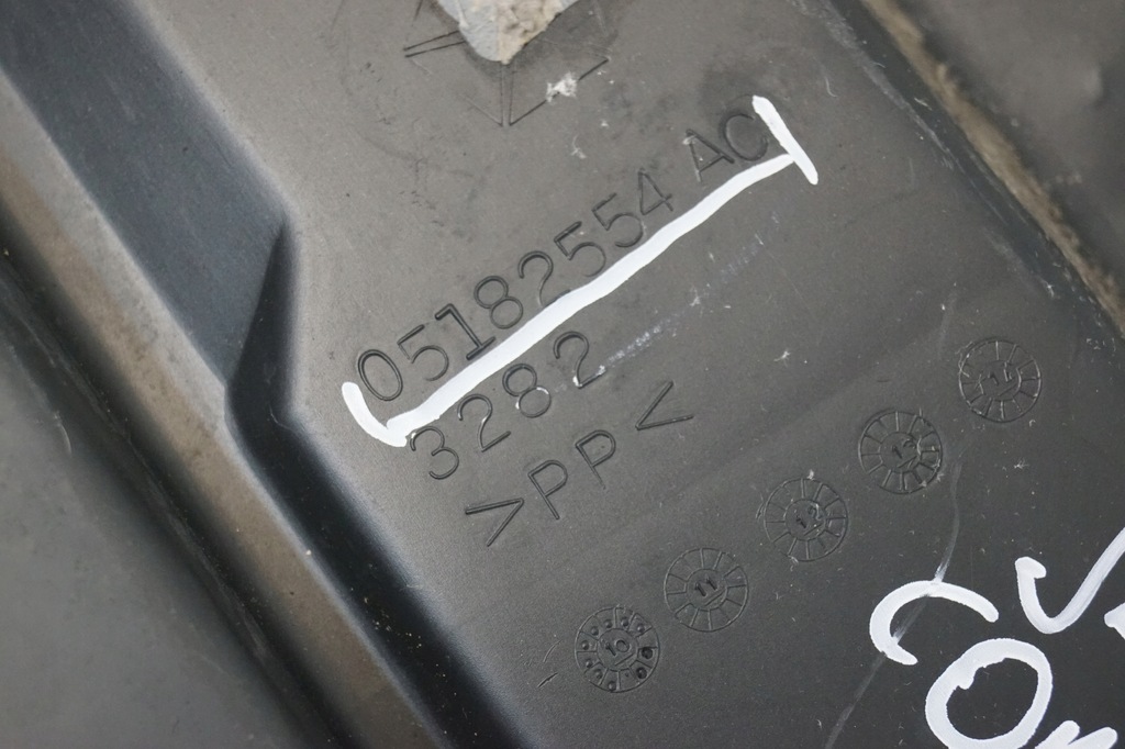 фото №10, Підкрилок правий перед jeep compass i lift 05182554ac