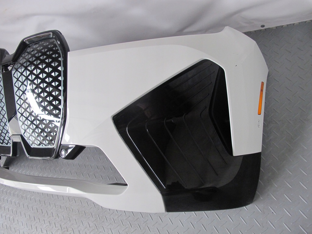 фото №5, Бампер передний bmw i20 ix m-pakiet 300