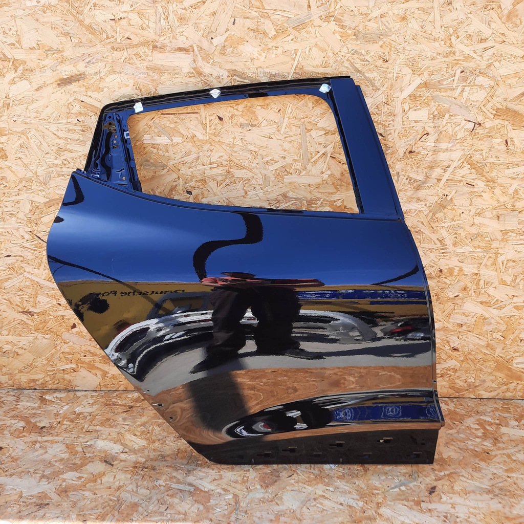 фото №1, Renault clio 4 iv дверь правое задняя задние