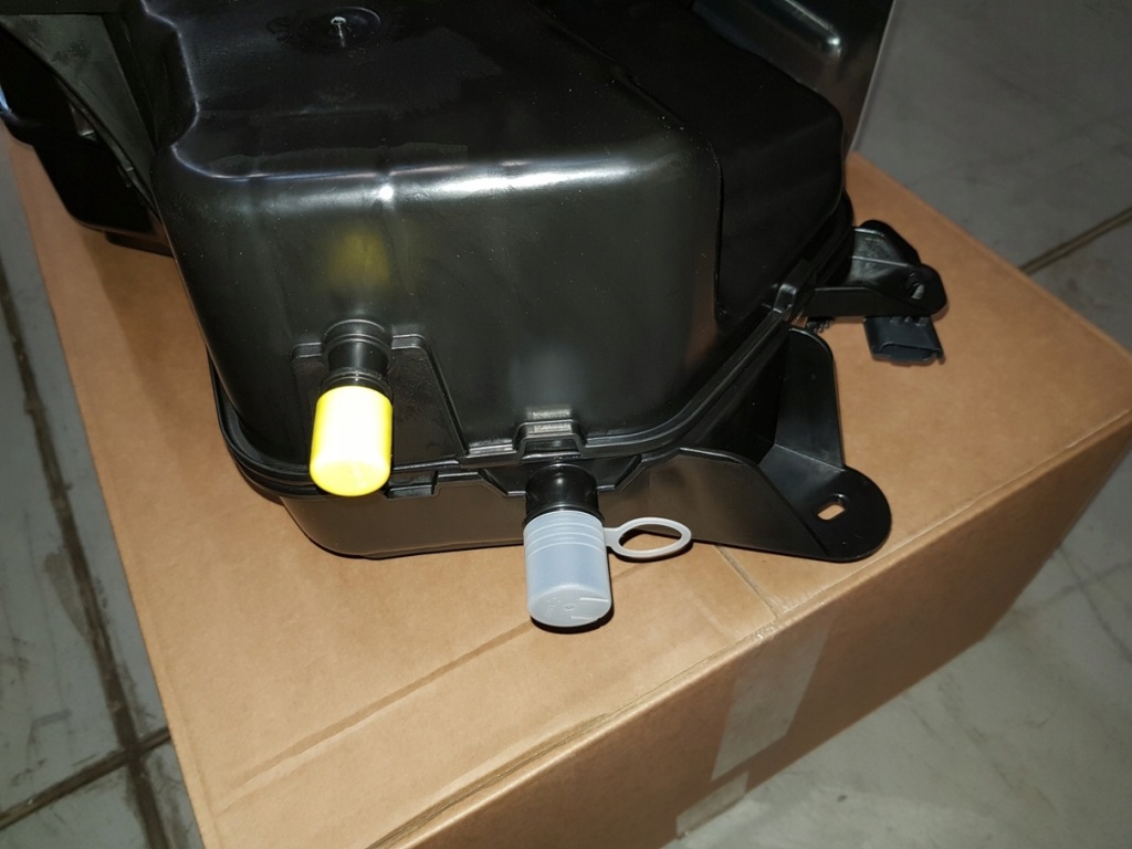 Бак adblue c jumper 3 p boxer 3 9824786280 оригінальний номер Зі Шроту