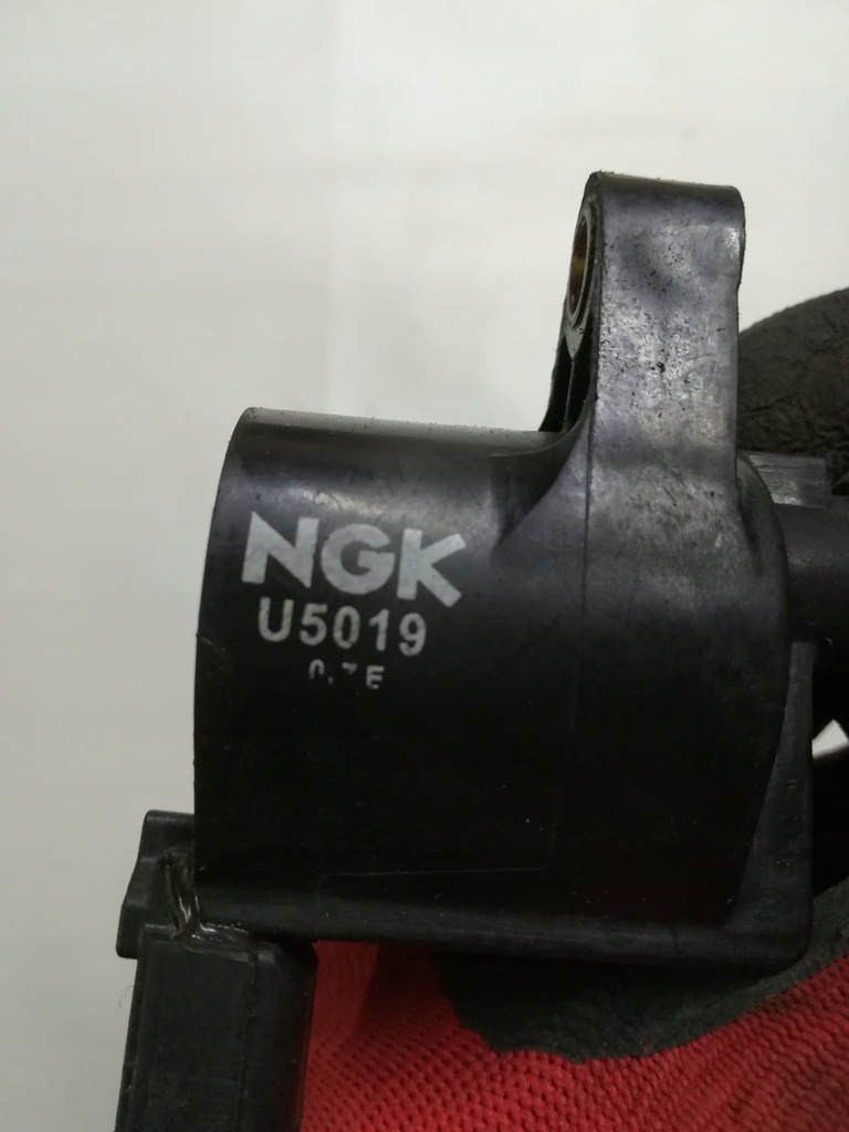 фото №14, Катушка зажигания ford focus 1,8 03- ngk