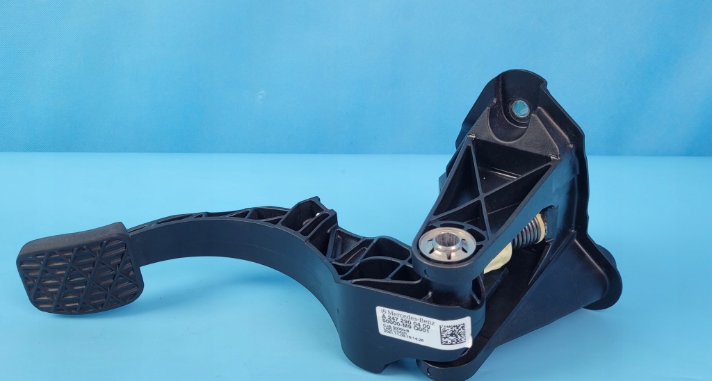 Mercedes w177 a180 2.0 cdi педаль зчеплення a2472900400 Київ