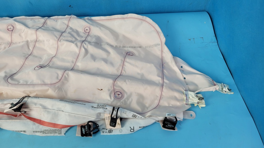 фото №7, Mercedes w206 c220 21r шторка безопасности подушка безопасности правая kombi a2068603502