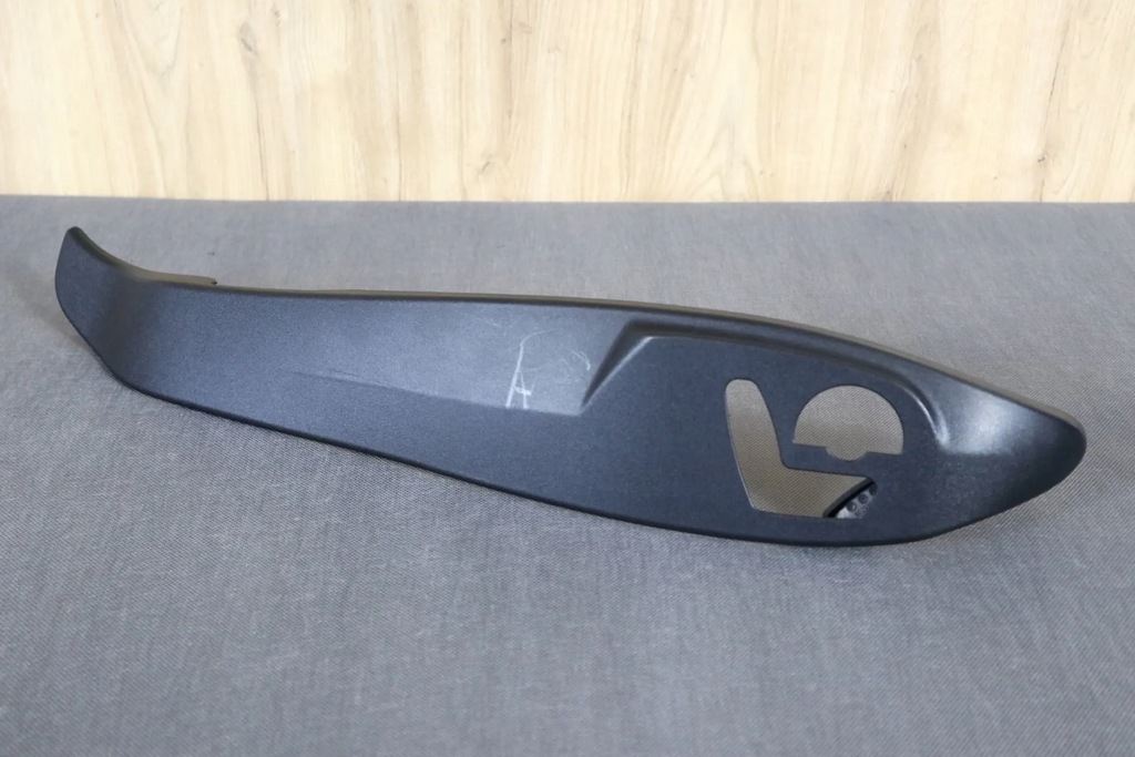 фото №1, Mercedes slk r171 захист права накладка сидіння 1719190474