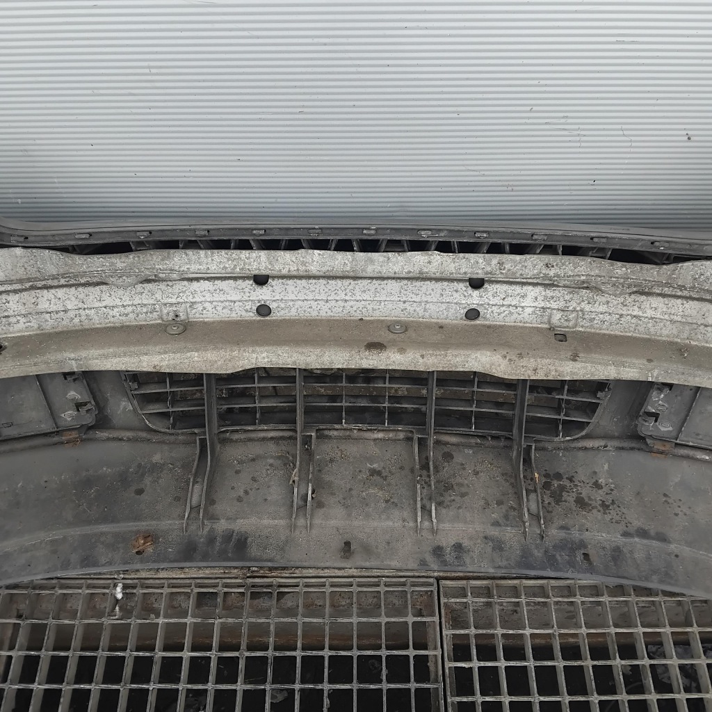 Audi a6 c5 avant рестайлинг  бампер передний перед ly7q Цена