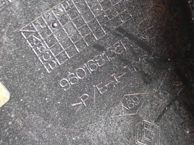 фото №12, Renault clio v 19- бампер передний перед