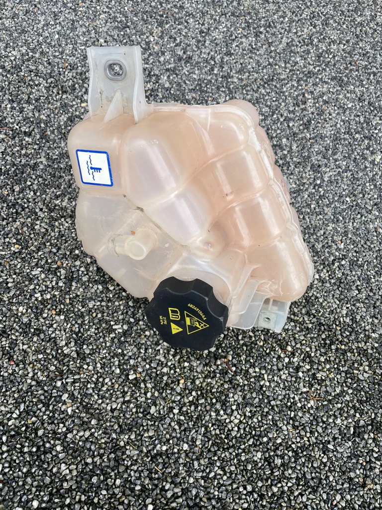 фото №1, Бачок расширительный alfa romeo giulia qv