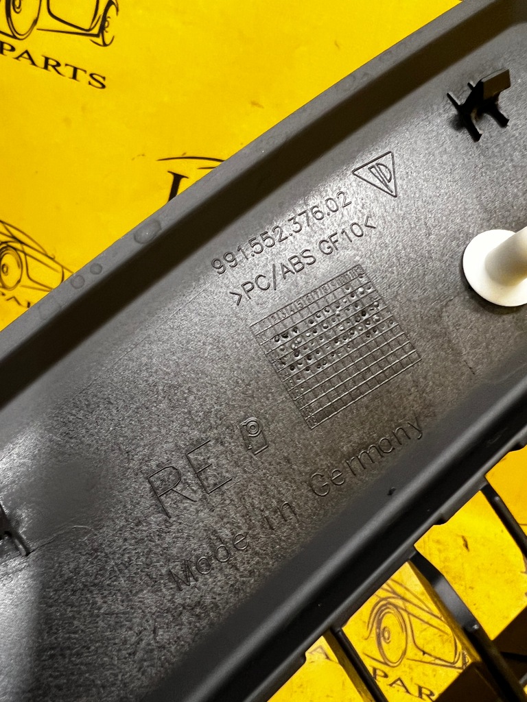 фото №16, Жабо правое бежевые porsche 911 991 gts lift