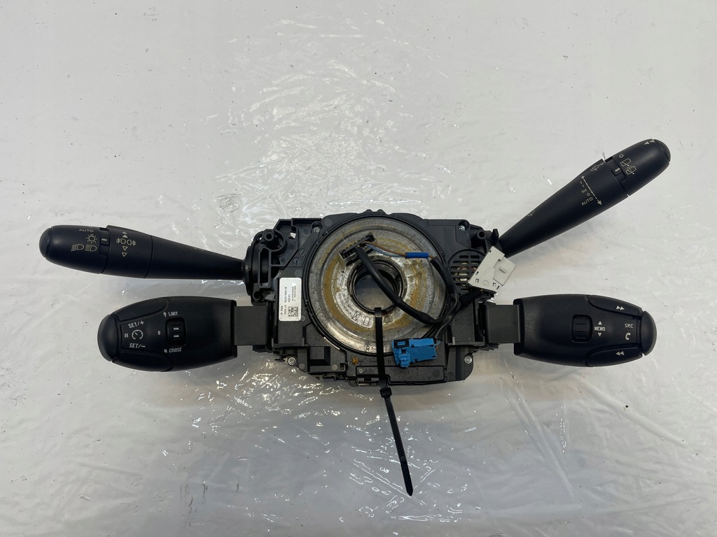 фото №1, Peugeot 3008 перемикач комбінований 96773911xt