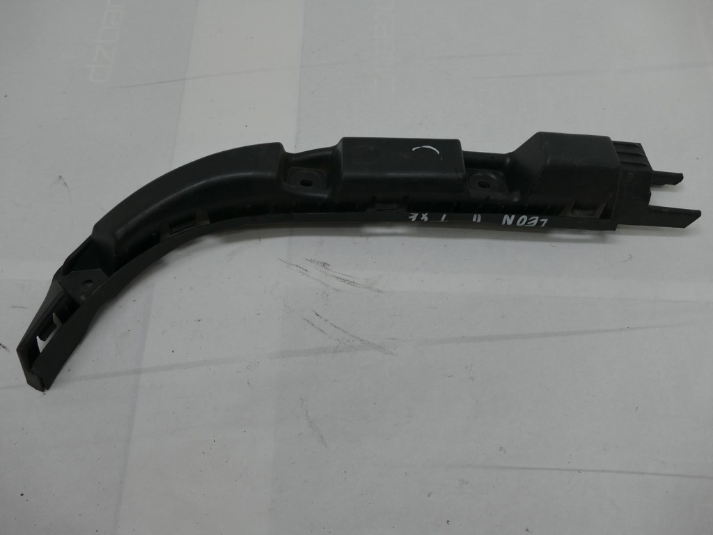 фото №1, Seat leon ii напрямна бампера задня кронштейн