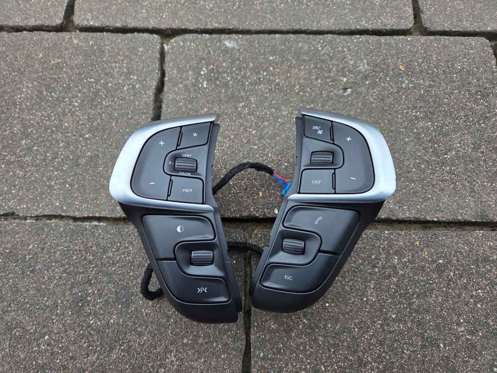 фото №1, Citroen c4 ii b7 ds4 управление мультифункция кнопки 96720517zd