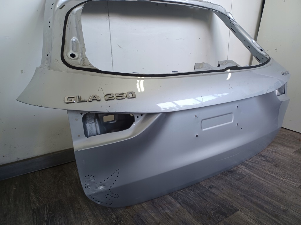 фото №4, Крышка багажника задняя задняя --- mercedes gla ii w247 247 ---