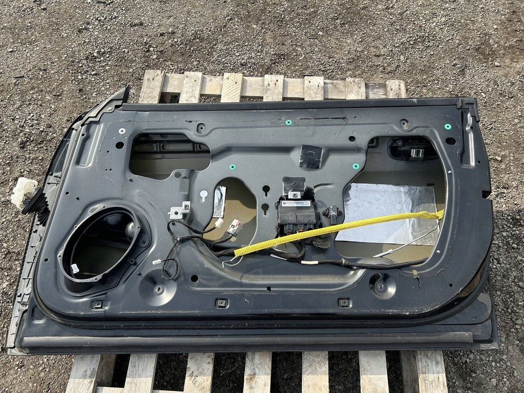 фото №10, Дверь перед передние правое пассажира dodge challenger 2008-2010r