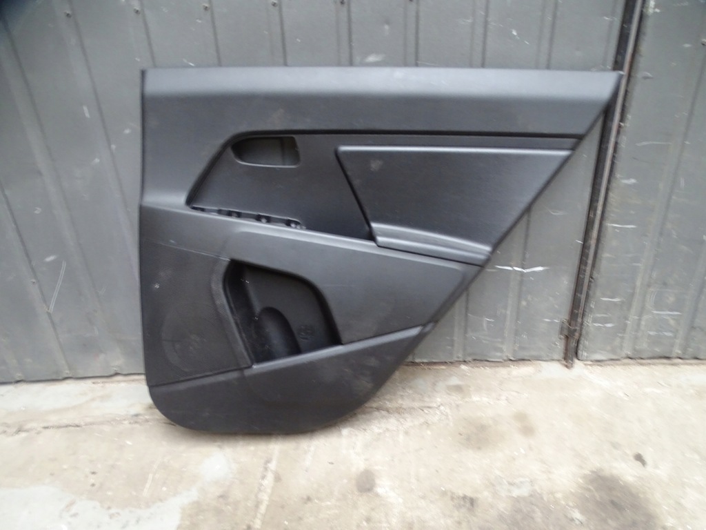 фото №1, Оббивка двері задня права kia sportage iii 2010-