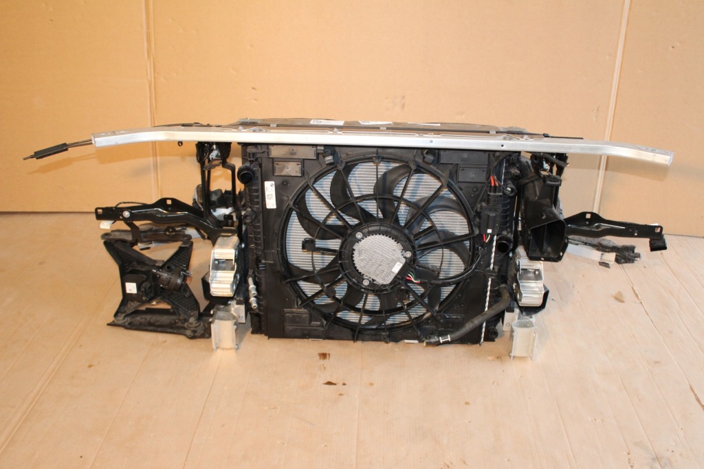 Комплектный  перед капот ремень радиатор радар bmw x3 g01 475 гибрид в Украине