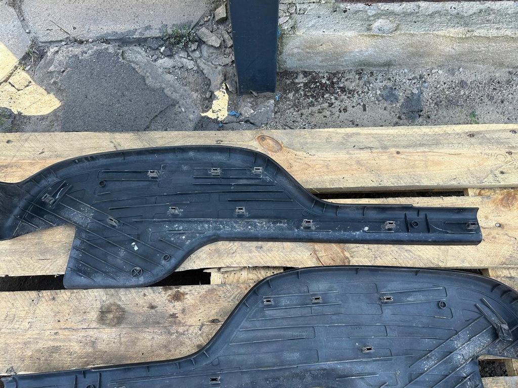 фото №12, Chevrolet tahoe suburban yukon 00-06r накладки бампера заднего оригинал