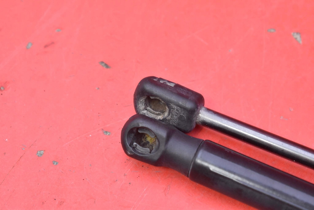 фото №5, Привід амортизатори кришки 5e9827550c skoda octavia 3 iii kombi 13-17