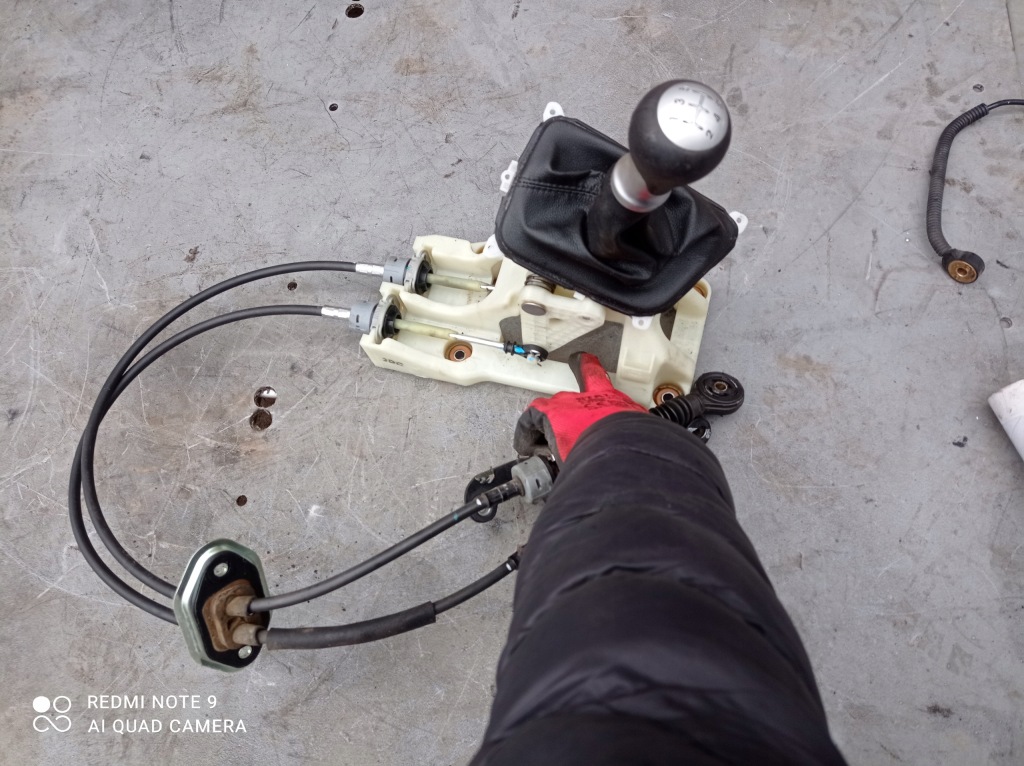 фото №1, Домкрат передач тросы kia picanto ii 1.2 11-