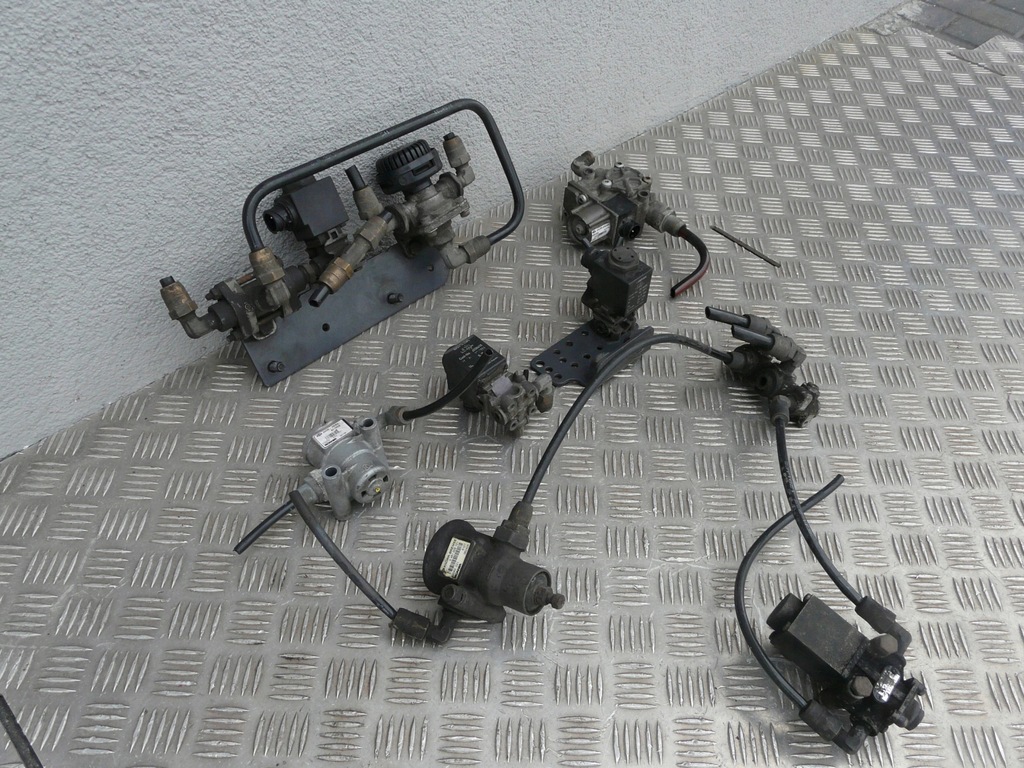 фото №2, Клапан клапаны катушки воздуха scania 4 r