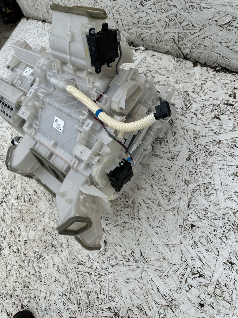 фото №4, Rav4 v обігрівач комплектна 87050-33d50