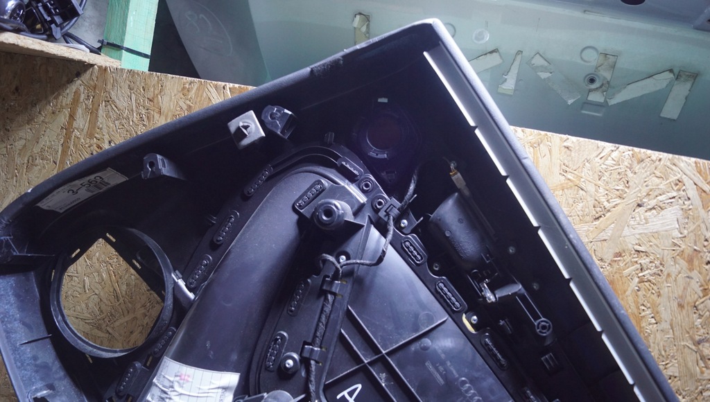 фото №13, Обшивка дверь левый задняя audi a5 s5 8t кожа