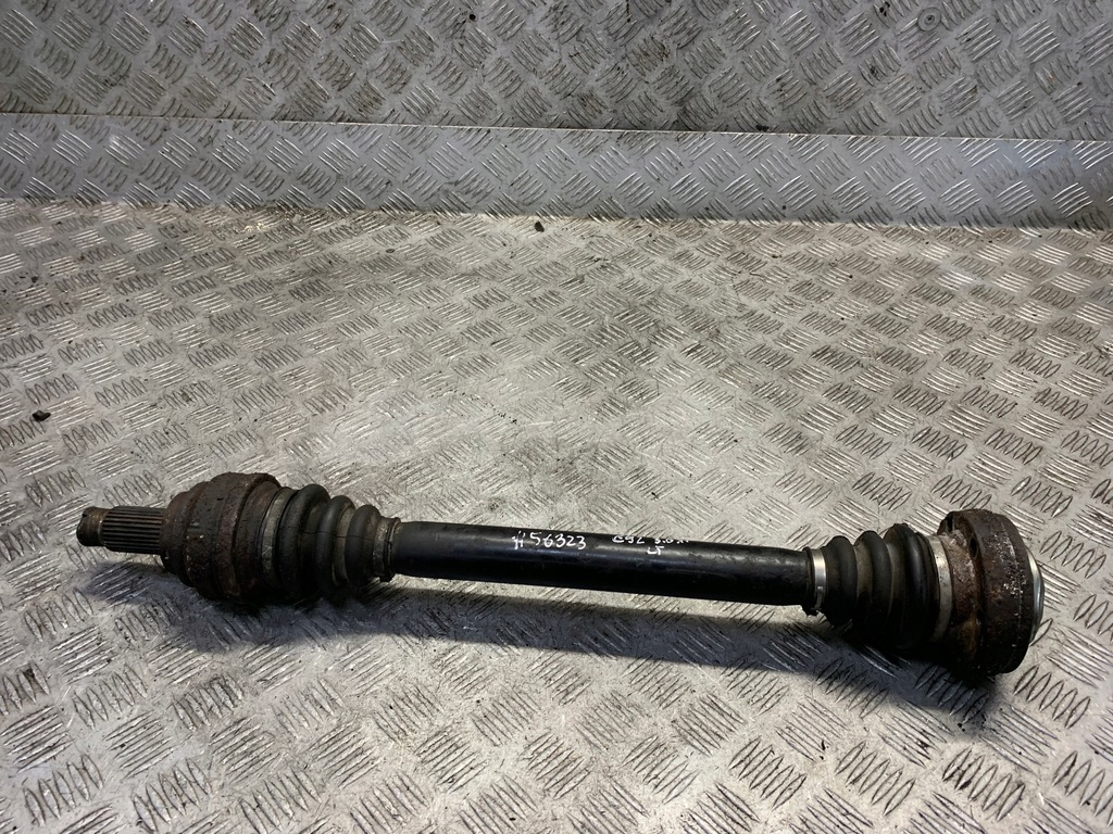фото №1, Bmw e92 3.0i n52 приводной вал левый задняя 7527027