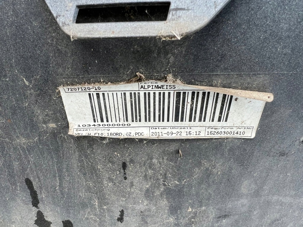 фото №13, Бампер задняя задний bmw 5 f10 цвет a300