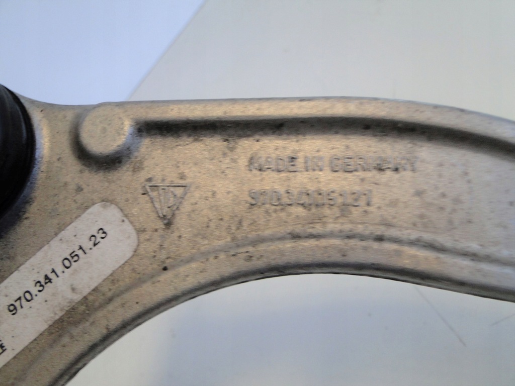 фото №5, Porsche panamera 970 рычаг верхний левый lift