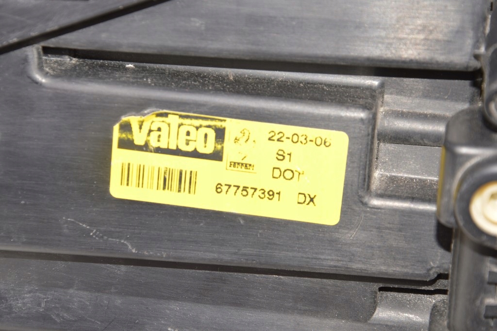 фото №12, Ferrari f430 f136e лампа правий перед