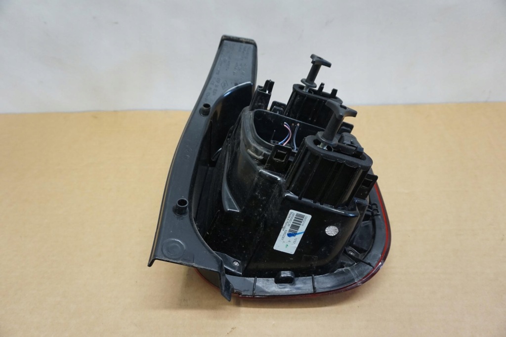 фото №5, Лампа левая задняя dacia duster ii 265558217r