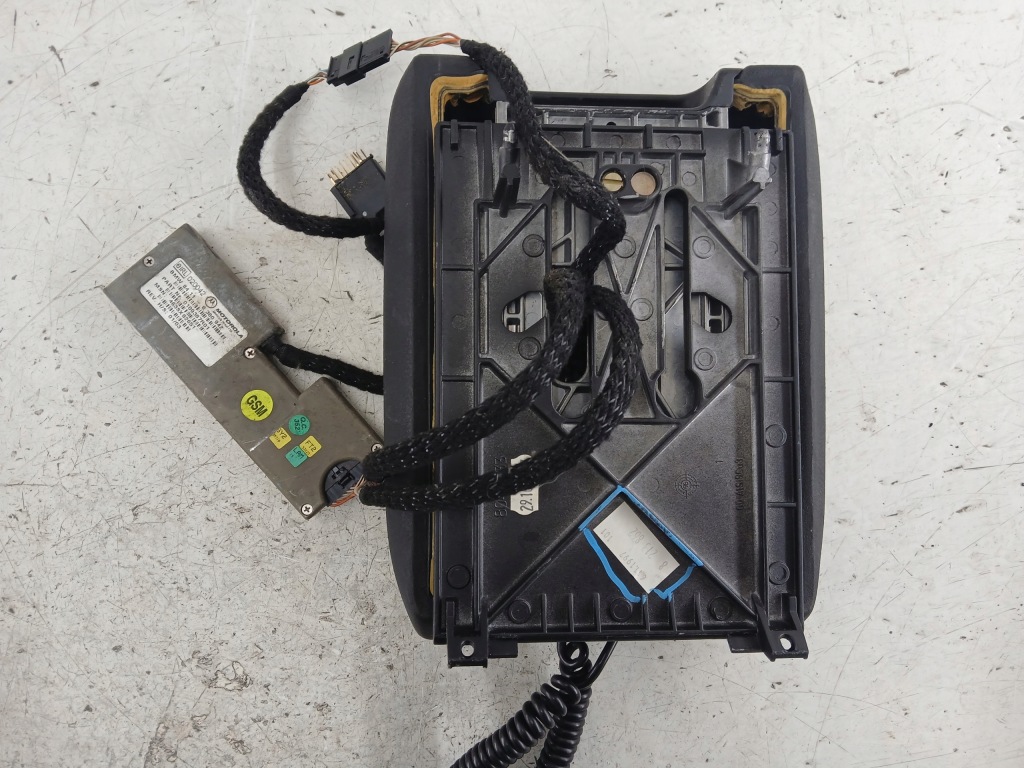 Bmw e39 чорний підлокітник під  телефон + телефон + блок керування 8380942 Зі Шроту