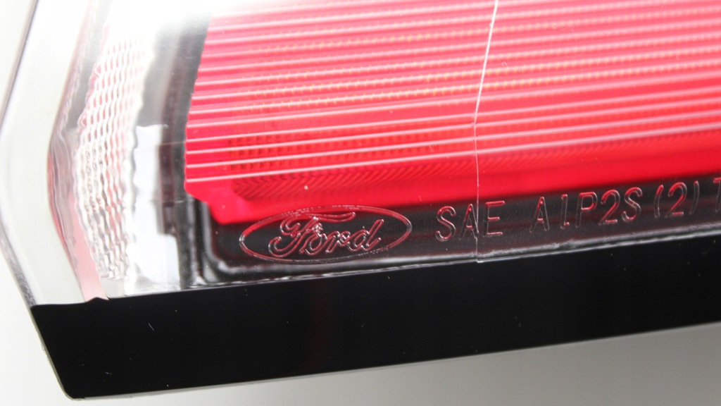 фото №11, Ford edge mk2 st titanium lift - лампа задня права 2018+