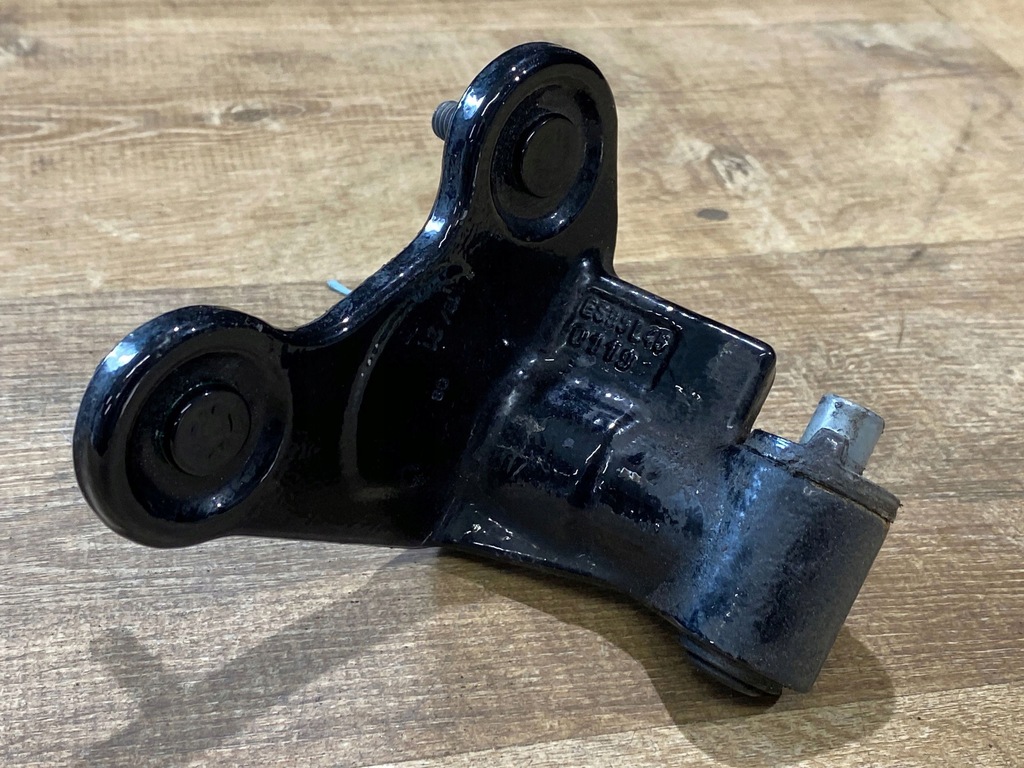 фото №1, Петля верхний дверь es05146 mercedes w222