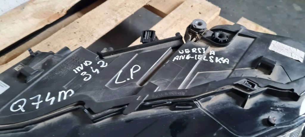 Q7 4m 2 фара левая левый перед full led 4m0941033a в Украине