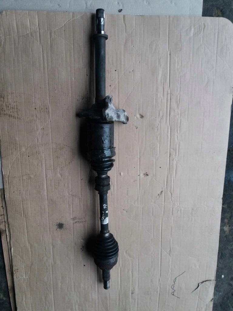 фото №1, Nissan qashqai j10 приводной вал правая 1.5 dci lift