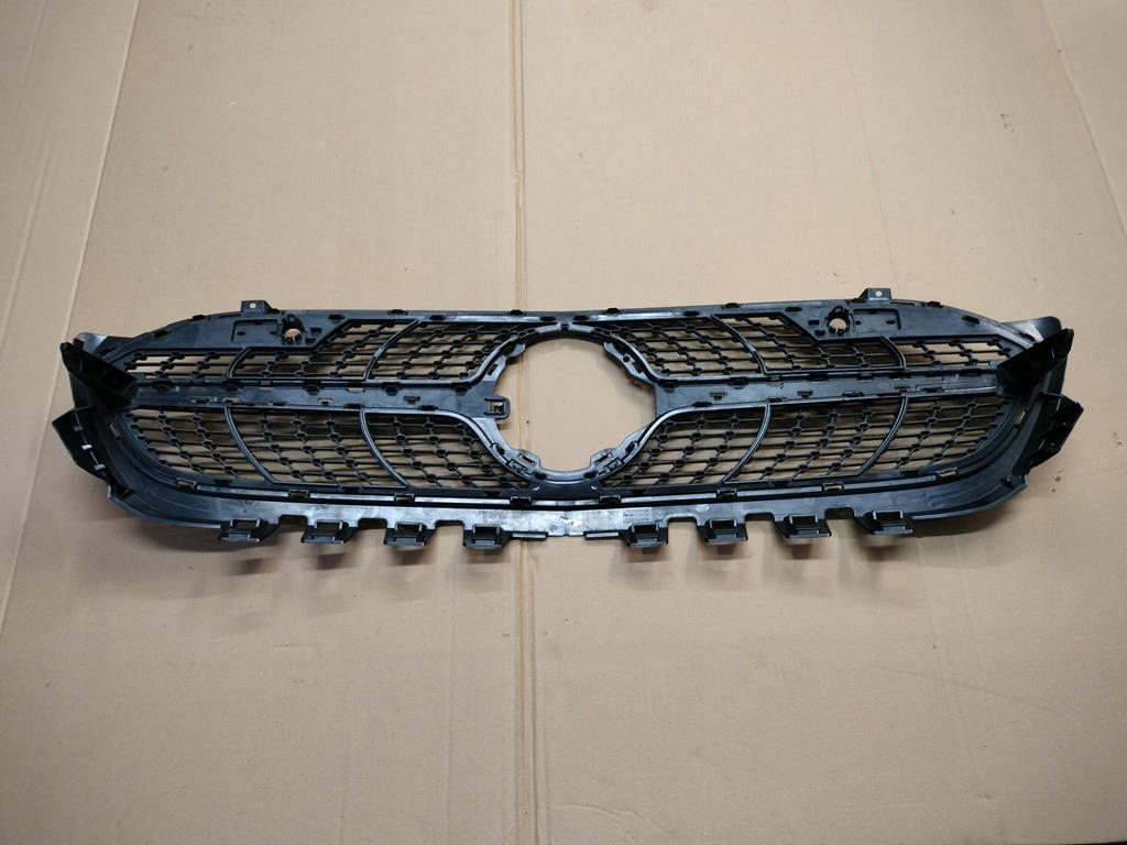 фото №1, Mercedes-benz оригінальний номер a1778880200 решітка радіатора радіатора