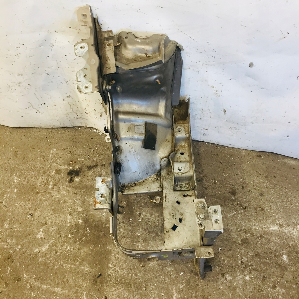 фото №1, Лонжерон подкрылок правая peugeot 2008