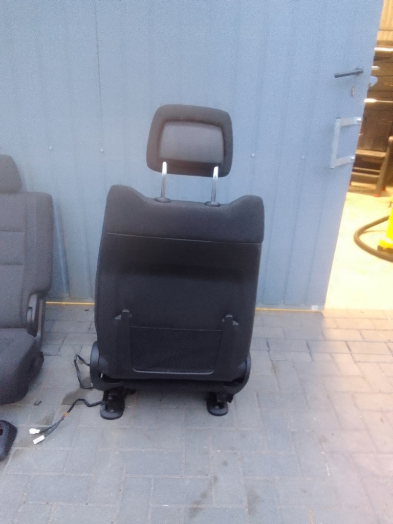 фото №9, Jeep grand cherokee 19-22 -сиденья заднее сиденье laredo usa