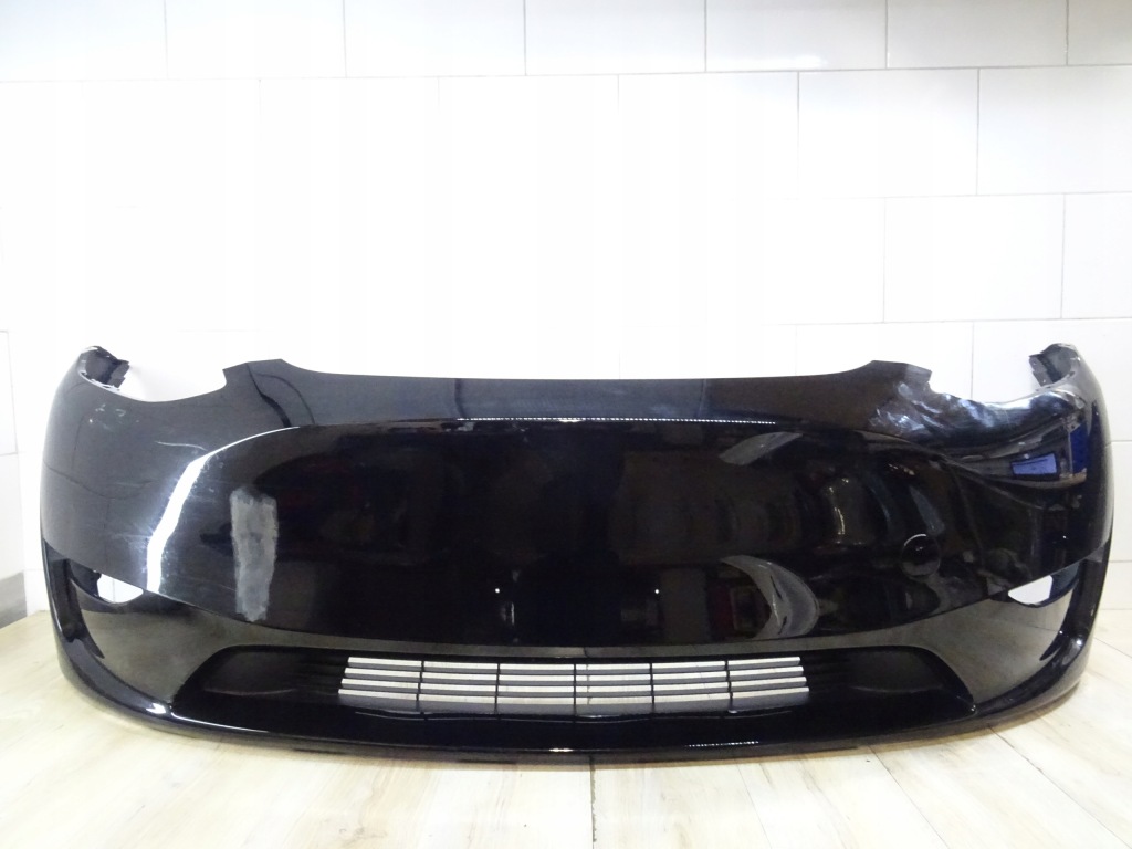 Купити Tesla model y бампер передній 1493736-s3-a llu