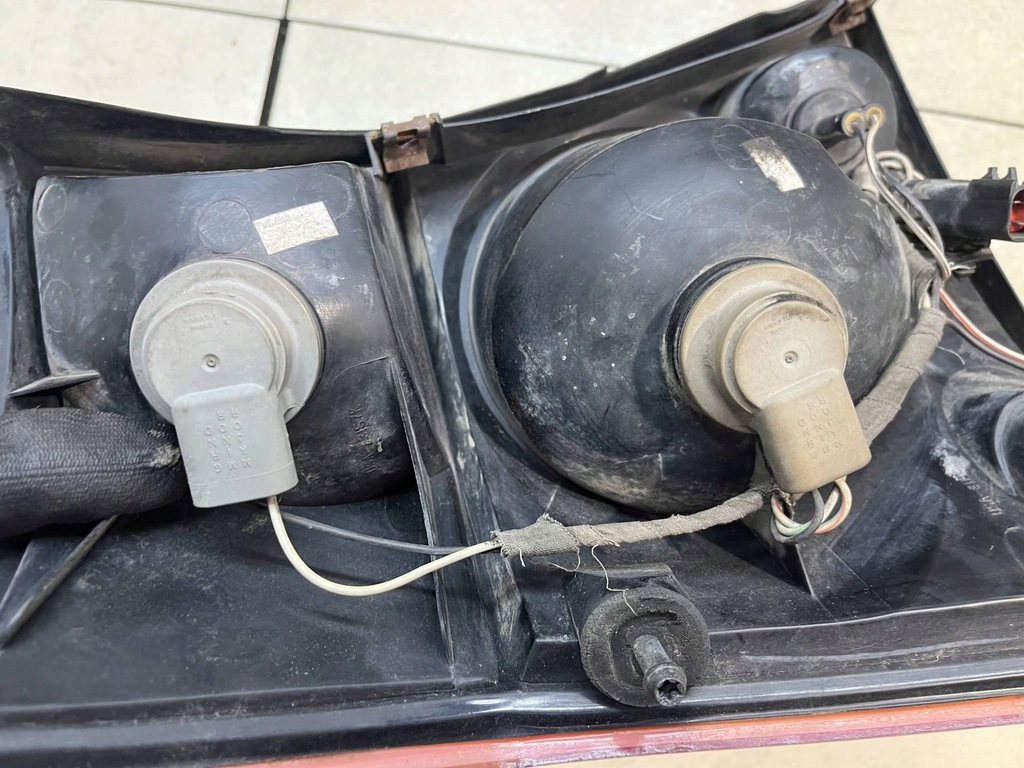 фото №5, Лампа правий задня pacifica 3.5 v6