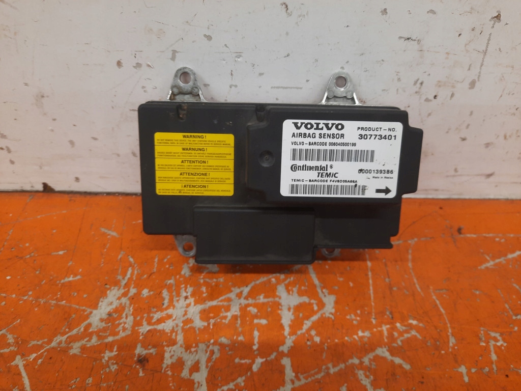 фото №1, Volvo s40 2.0 d ii 2 04-07 модуль подушка безпеки 30773401 d4204t