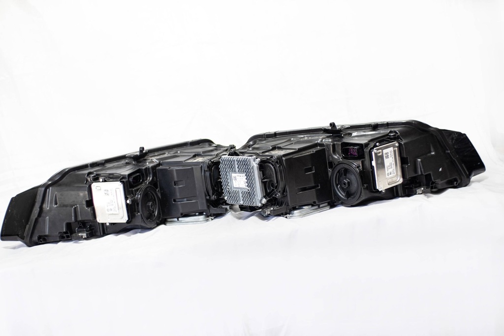 фото №8, Audi a8 s8 d5 2022 комплект лампи передні / комплект