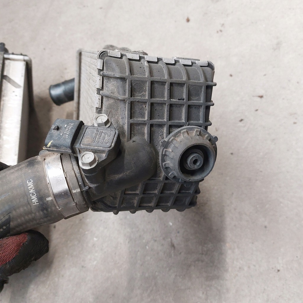 фото №10, Hyundai ix35 1,7 2013 радіатор інтеркулер новий