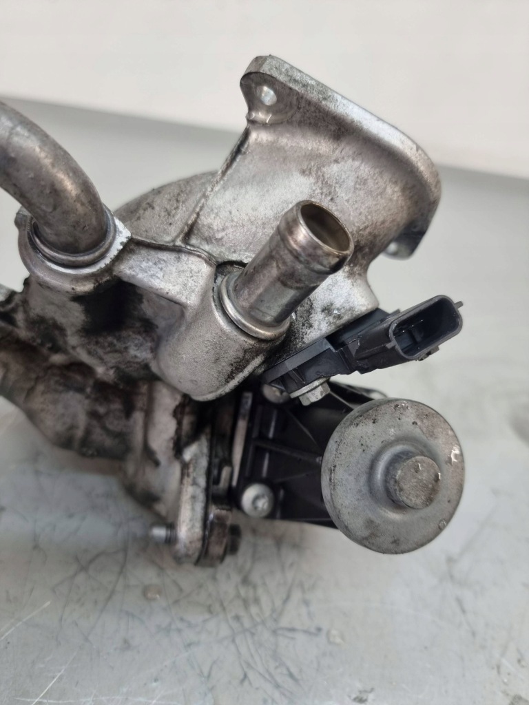 Mercedes-benz a w176 2014 клапан egr Недорого