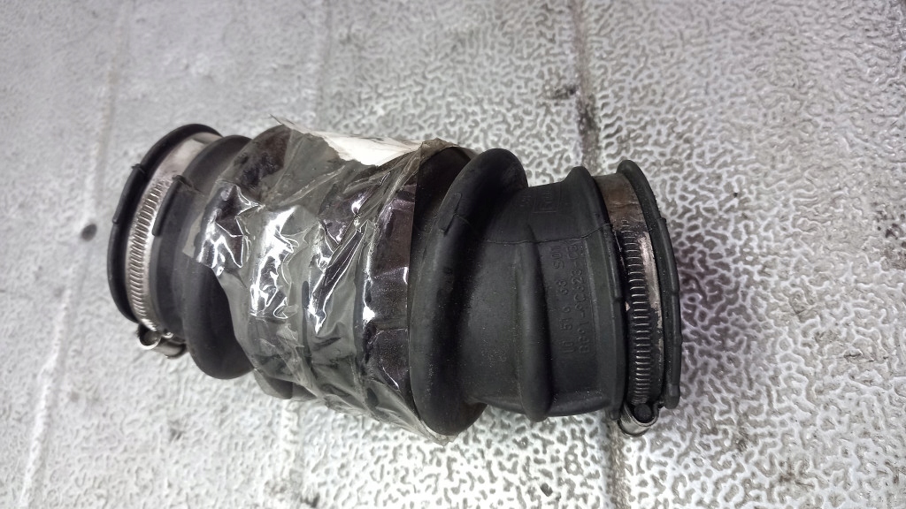 фото №1, Труба повітря volvo v60 1051668