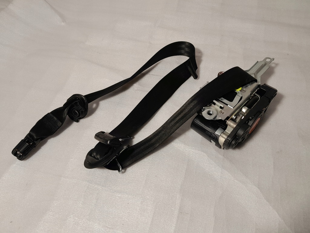 фото №1, Audi q8 4m pas безопасности левый перед 4m8857705b