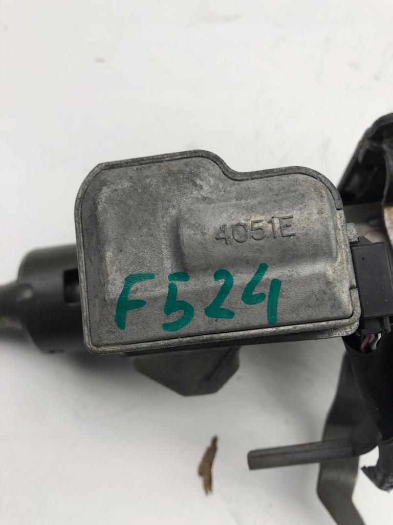 фото №5, Toyota auris ii усилитель 89650-12090