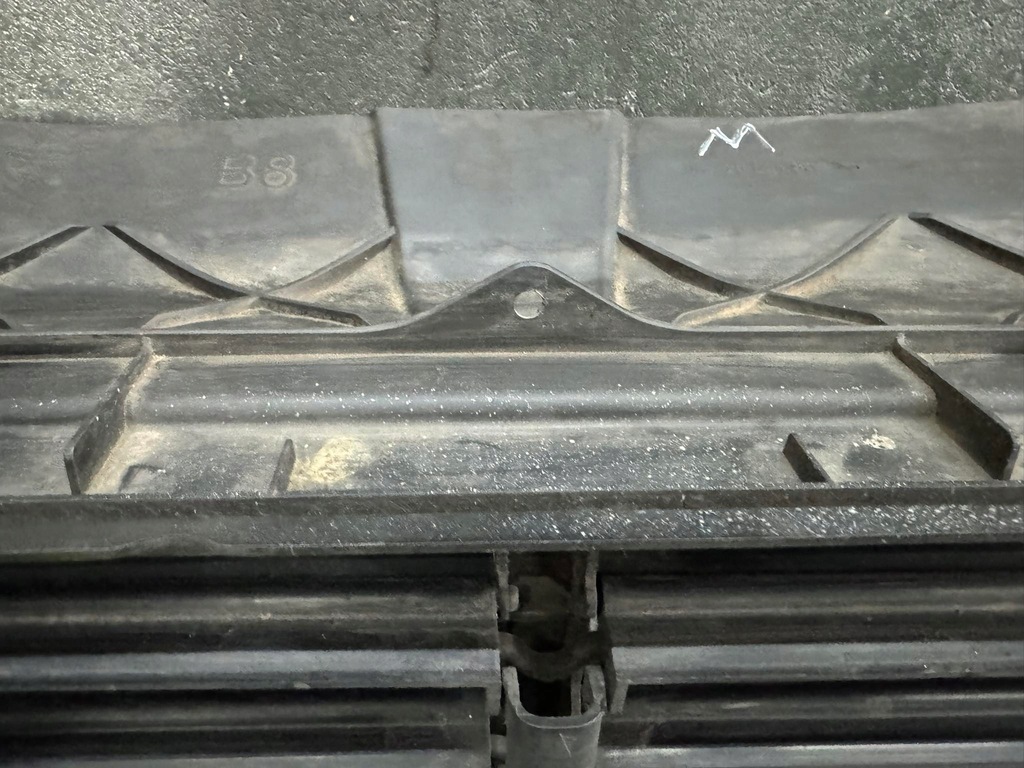 фото №11, Повітропровід повітря жалюзі citroen ds5 2.0 hybrid 9672653180