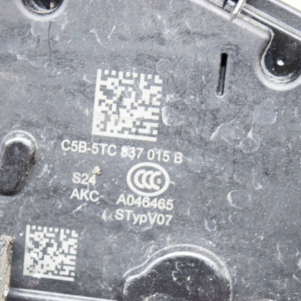 фото №6, Audi q3 f3 2021 перед сторона левая вкладка do замка дверь